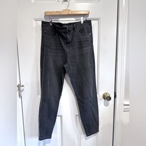 Liverpool Jeans in black size 14
